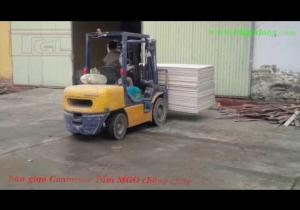 Embedded thumbnail for Bàn giao Container hàng tấm MGO cho đơn vị sản xuất cửa gỗ công nghiệp tại Hưng Yên